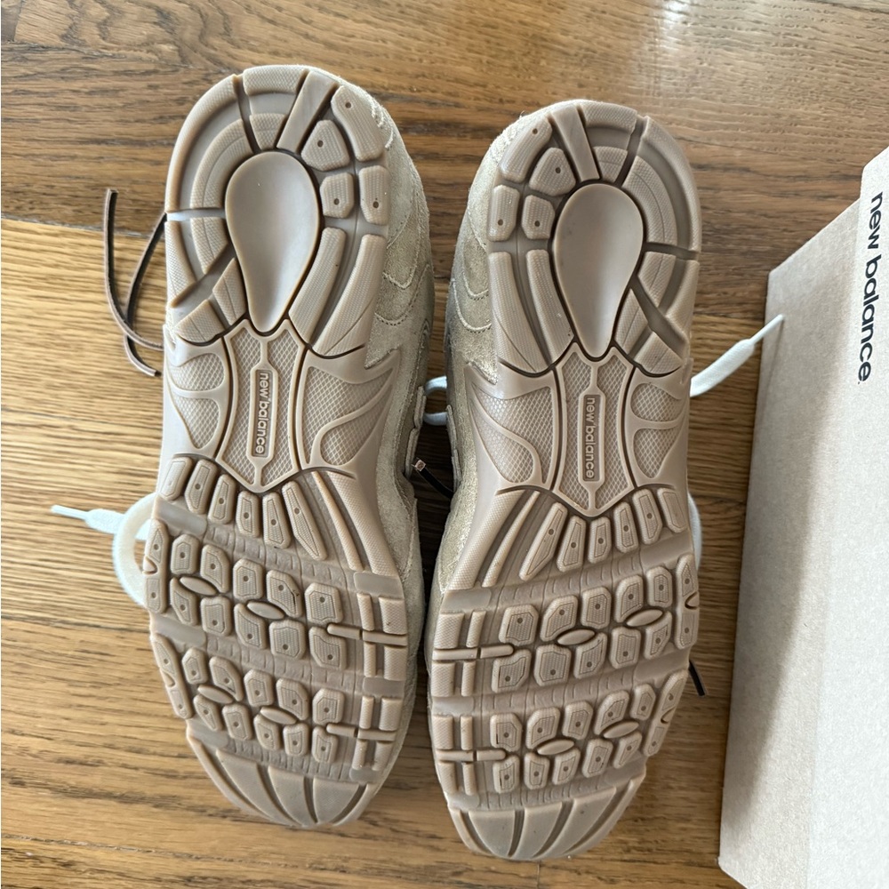 Miu Miu x New Balance Sneakers size 38.5 - Picture 4 of 4